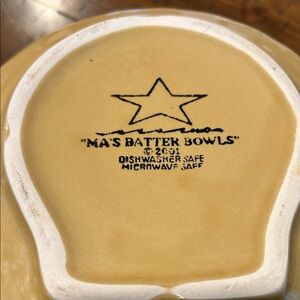 - Tan Ceramic Bakeware